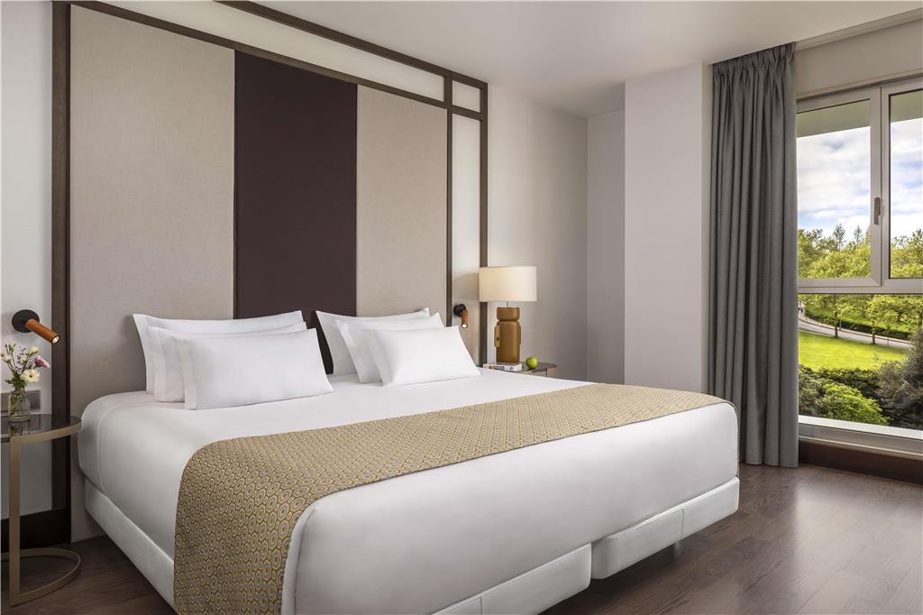 Nh Collection Hotel 5*